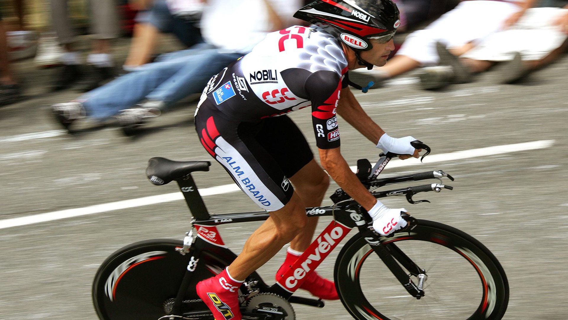 开云网址-世界冰球：加拿大队强势夺冠，金牌在望！，冰球 加拿大